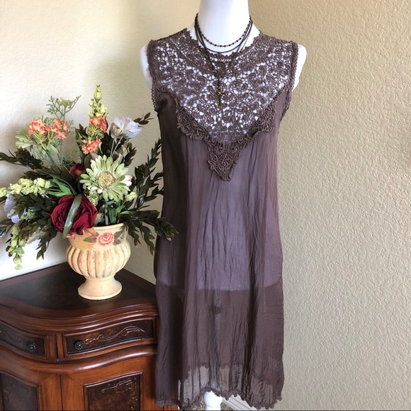 M Made in Italy Dresses & Skirts - M Made In Italy 💯% Silk Tank Shift Dress